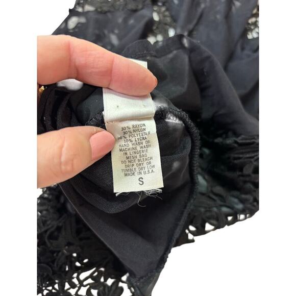 Vintage Jonquil by Diane Samandi Black Lace Embroidered Top, Lingerie, Intimates - Picture 6 of 9